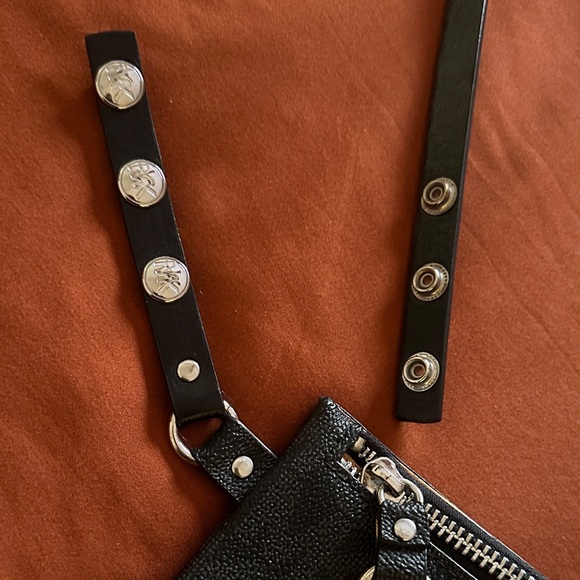 Michael Kors Monogram Black Belt Bag with Bold Silver Chain Detail - Picture 2 of 7